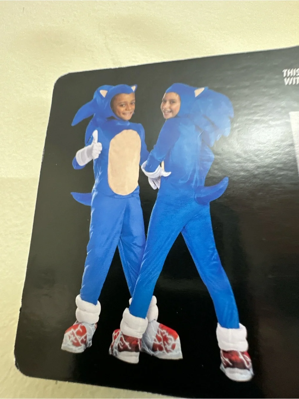 NWT Sonic the Hedgehog Costume Kids Size 5-6 Inflatable Headpiece Halloween